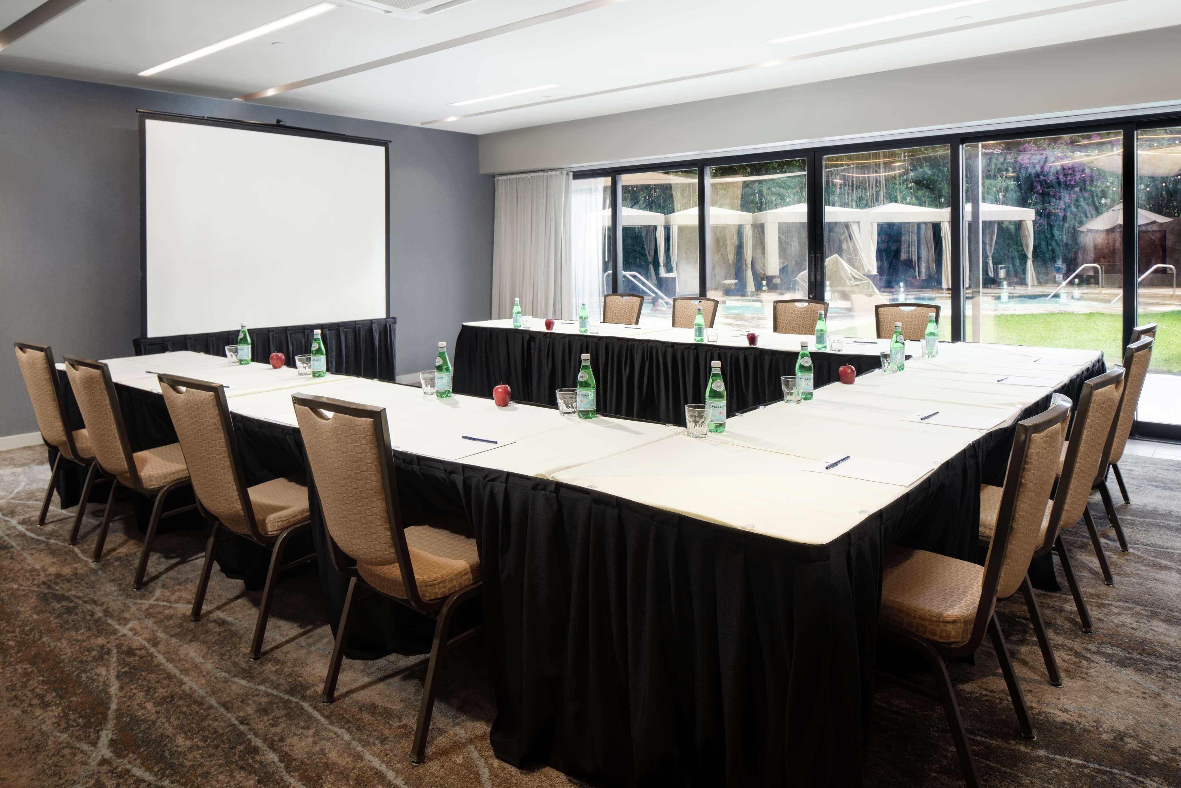 Hotel Doubletree By Hilton Monrovia - Pasadena Area Esterno foto