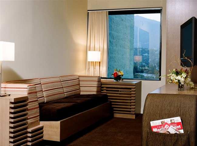 Hotel Doubletree By Hilton Monrovia - Pasadena Area Esterno foto
